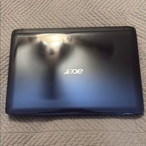 Acer Aspire One  532H-2588 for parts or repair